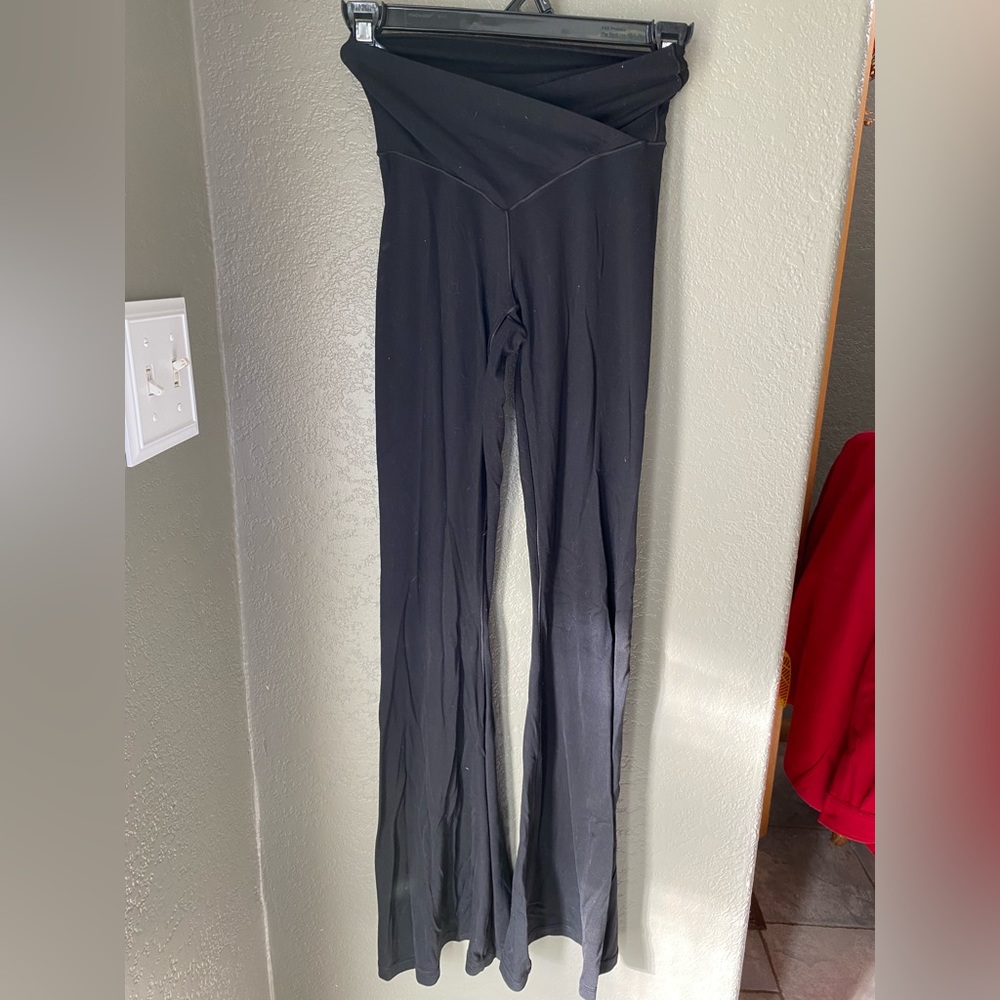 Offline by Aerie flare leggings, size small